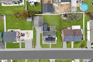 60 Herbert Herbert Ave, Elmont, NY 11003 - Photo 13