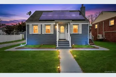 60 Herbert Herbert Avenue, Elmont, NY 11003 - Photo 3