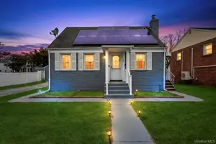 60 Herbert Herbert Ave, Elmont, NY 11003 - Photo 3