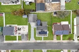 60 Herbert Herbert Ave, Elmont, NY 11003 - Photo 9