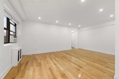 25-10 31st Avenue #3K, Astoria, NY 11106 - Photo 5