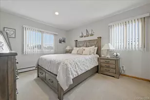 19 Keswick Ln, Plainview, NY 11803 - Photo 31