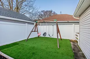 251 Forest Ave, Lynbrook, NY 11563 - Photo 7