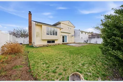 3641 Bertha Drive, Baldwin, NY 11510 - Photo 5