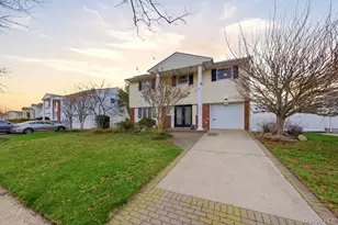 3641 Bertha Dr, Baldwin, NY 11510 - Photo 3