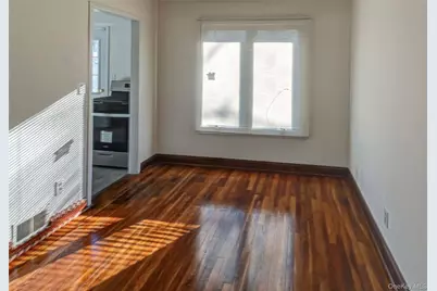 75 Miles Avenue, Albertson, NY 11507 - Photo 3