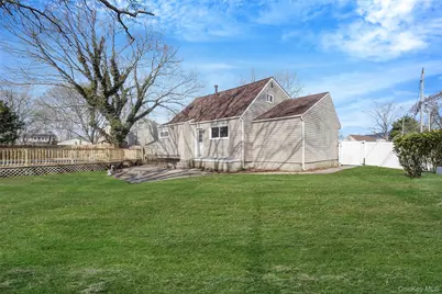 8 Elwood Road, Centereach, NY 11720 - Photo 21