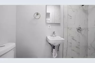 14606 228th Street, Springfield Gardens, NY 11413 - Photo 5