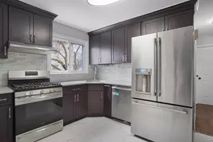 146-06 228th St, Springfield Gardens, NY 11413 - Photo 9