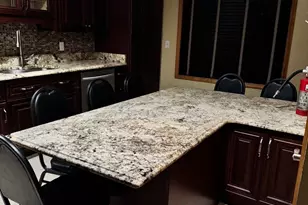 173-11 Booth Memorial Ave, Fresh Meadows, NY 11365 - Photo 11