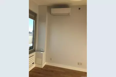 1046 Jackson Avenue #8C, Long Island City, NY 11101 - Photo 7