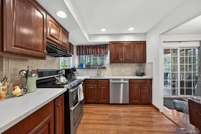 22 Morris Drive, New City, NY 10956 - Photo 13