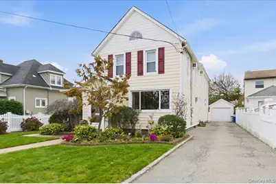 85 Spencer Avenue, Lynbrook, NY 11563 - Photo 43