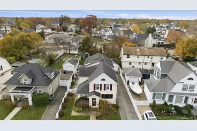 85 Spencer Avenue, Lynbrook, NY 11563 - Photo 45