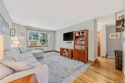 16 Edwards Street #3G, Roslyn Heights, NY 11577 - Photo 7