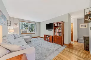 16 Edwards St, Roslyn Heights, NY 11577 - Photo 7