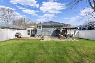 58 Pentmoor Dr, Mastic, NY 11950 - Photo 31