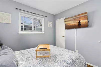 58 Pentmoor Drive, Mastic, NY 11950 - Photo 17