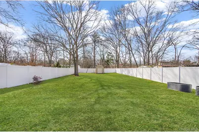 58 Pentmoor Drive, Mastic, NY 11950 - Photo 33