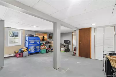 58 Pentmoor Drive, Mastic, NY 11950 - Photo 25