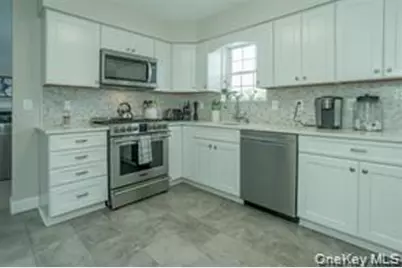 7 Valley Court, Call Listing Agent, NY 10921 - Photo 7