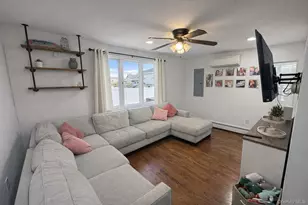 6-11 W Rd, Broad Channel, NY 11693 - Photo 3