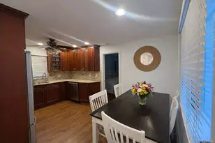 6-11 W Rd, Broad Channel, NY 11693 - Photo 7