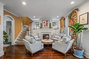 70 Magnolia Ave, Garden City, NY 11530 - Photo 3