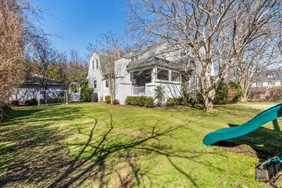 70 Magnolia Avenue, Garden City, NY 11530 - Photo 33