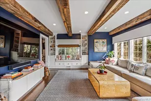 70 Magnolia Ave, Garden City, NY 11530 - Photo 9