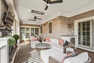 70 Magnolia Ave, Garden City, NY 11530 - Photo 31