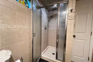 236 N Richmond Ave, Massapequa, NY 11758 - Photo 19