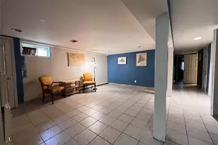 236 N Richmond Ave, Massapequa, NY 11758 - Photo 15