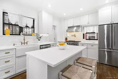 1163 Rhinelander Avenue, Bronx, NY 10461 - Photo 13