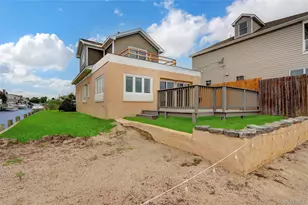 894 Bay 9th St, West Islip, NY 11795 - Photo 5