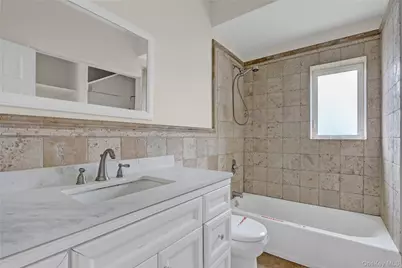 894 Bay 9th Street, West Islip, NY 11795 - Photo 15