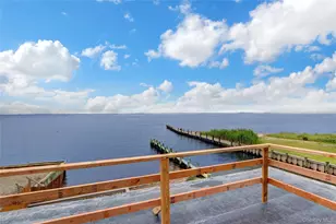 894 Bay 9th St, West Islip, NY 11795 - Photo 21