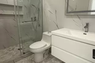 215-15 17th Ave, Bayside, NY 11360 - Photo 19