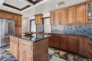 10 Mont Ave, Dix Hills, NY 11746 - Photo 13