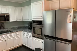 207 Woodbridge Dr, Ridge, NY 11961 - Photo 11