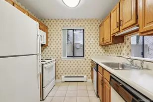 24 Carhart Ave, White Plains, NY 10605 - Photo 11