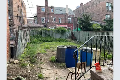 4131 Hampton Street, Elmhurst, NY 11373 - Photo 23