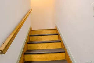 89-27 172nd St, Jamaica, NY 11432 - Photo 7