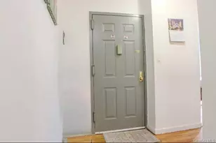 89-27 172nd St, Jamaica, NY 11432 - Photo 15