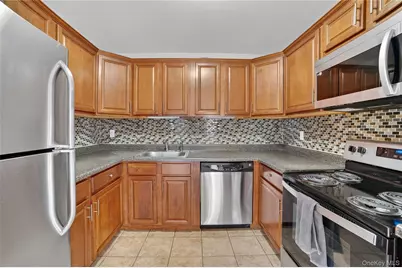 130G Columbia Court, Yorktown Heights, NY 10598 - Photo 9