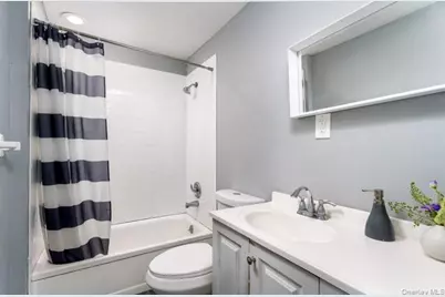 10 Sunnyside Drive, Sound Beach, NY 11789 - Photo 11