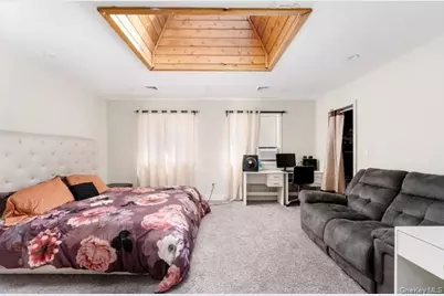 10 Sunnyside Drive, Sound Beach, NY 11789 - Photo 19