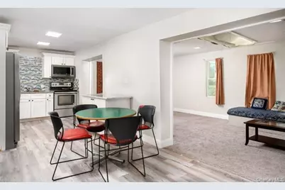 10 Sunnyside Drive, Sound Beach, NY 11789 - Photo 5