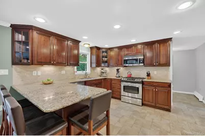 174 Maple Street, Croton on Hudson, NY 10520 - Photo 9