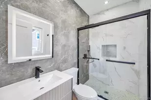 14 Eve Ln, Levittown, NY 11756 - Photo 27